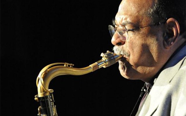 Ernie_Watts